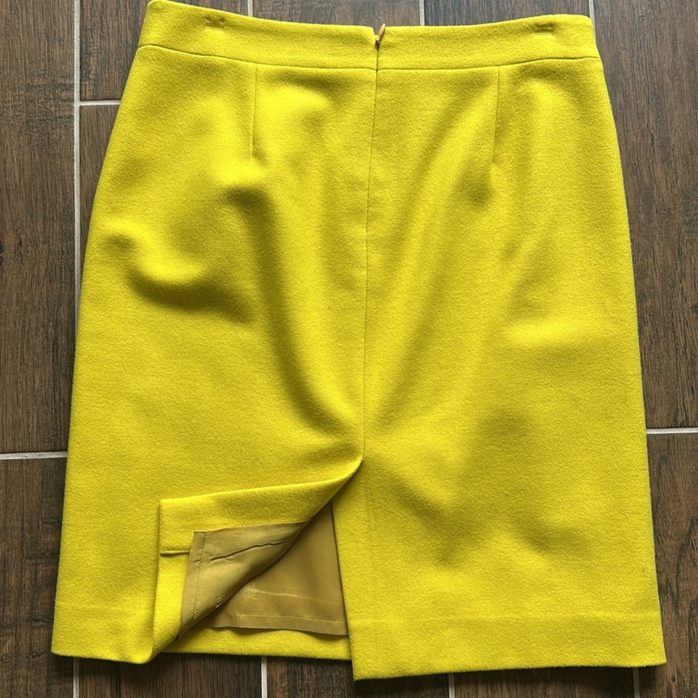 J. Crew Wool Vibrant Yellow Pencil Skirt size 6 - Picture 4 of 5